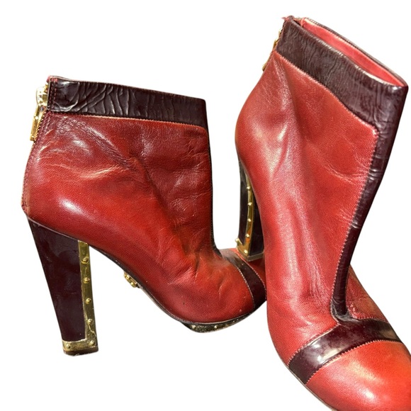 Elegant Red and Brown Women's High Heel Boots - Picture 4 of 5